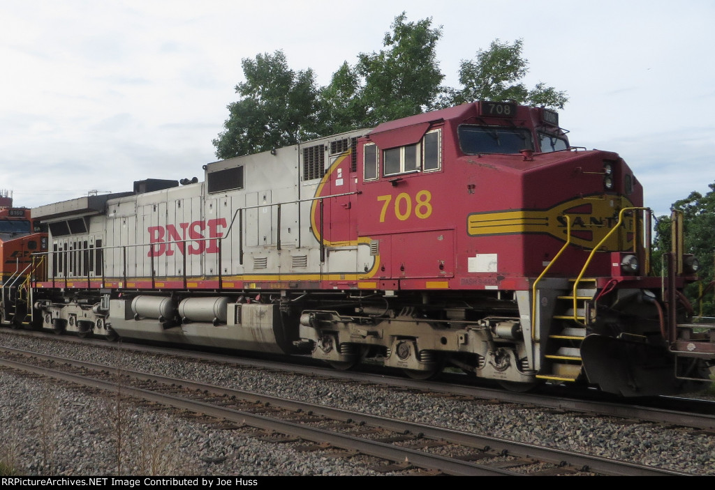 BNSF 708